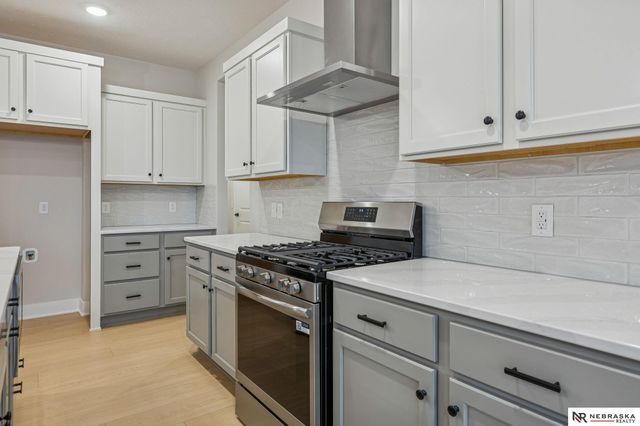 12007 S 109th Street, Papillion, NE 68046