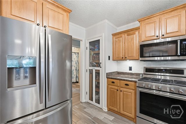 126 Holcomb Street, Savannah, GA 31406