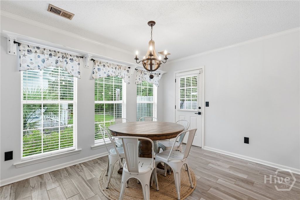 Image 13 of property listing at 126 Holcomb Street, Savannah, GA 31406