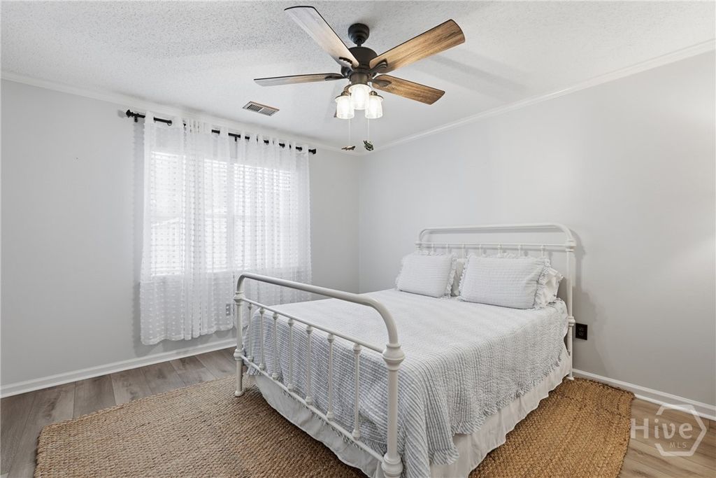 Image 17 of property listing at 126 Holcomb Street, Savannah, GA 31406