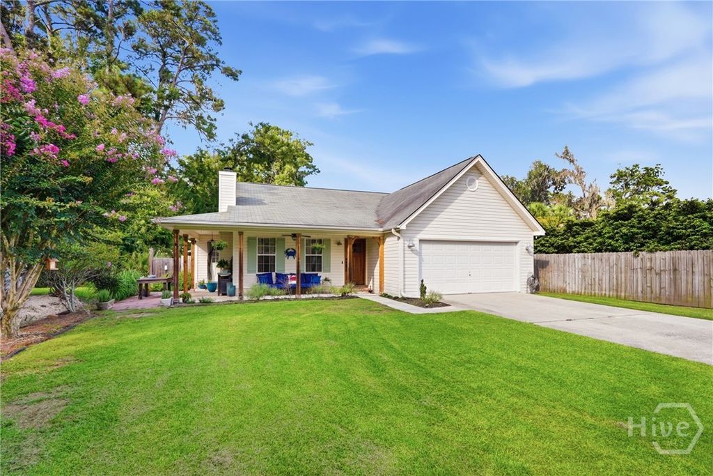 Image 2 of property listing at 126 Holcomb Street, Savannah, GA 31406