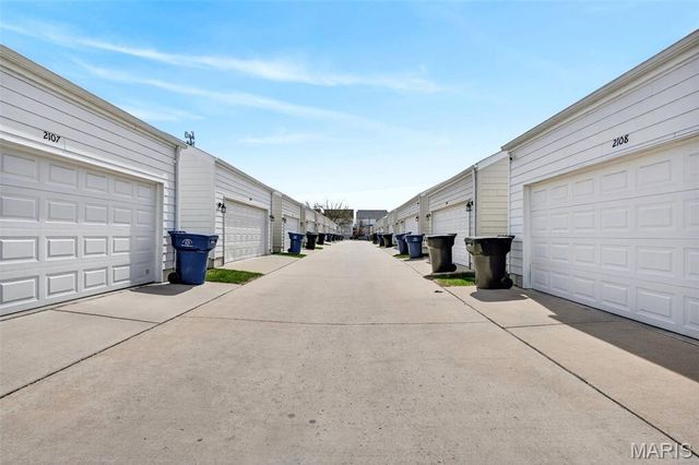 2106 Hereford Street, St Louis, MO 63110