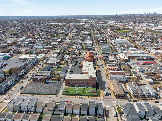 2106 Hereford Street, St Louis, MO 63110