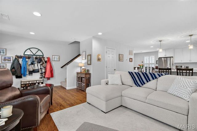 2106 Hereford Street, St Louis, MO 63110