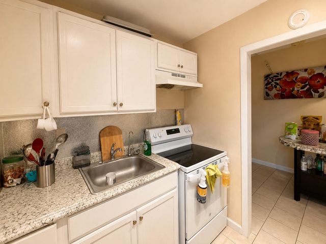 1537 E LUZERNE, Philadelphia, PA 19124