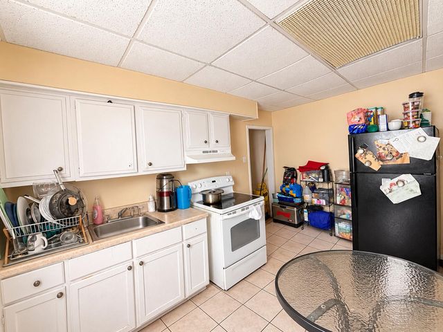 1537 E LUZERNE, Philadelphia, PA 19124