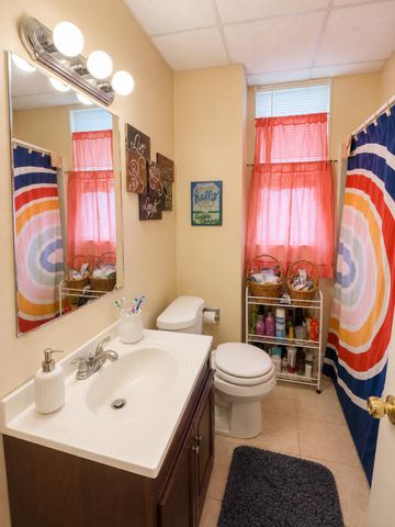 1537 E LUZERNE, Philadelphia, PA 19124