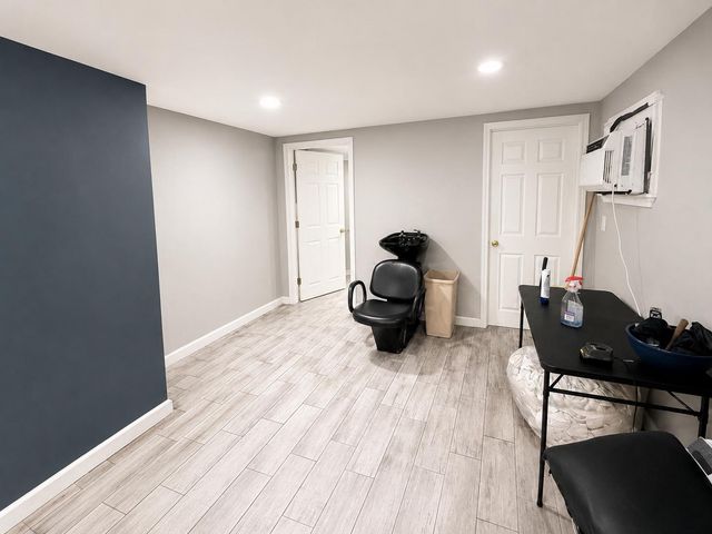 1537 E LUZERNE, Philadelphia, PA 19124