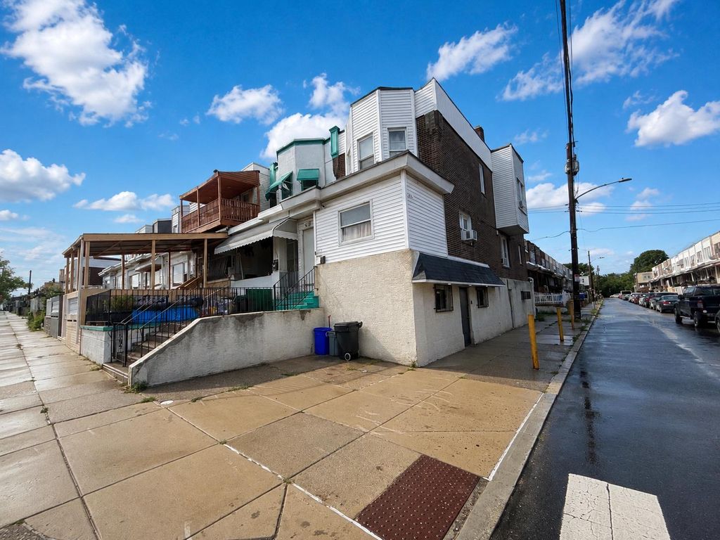 1537 E LUZERNE, Philadelphia, PA 19124