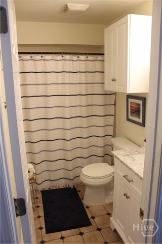 9 E 32nd Street B, Savannah, GA 31401