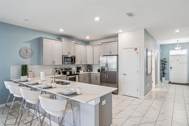 9046 STINGER DRIVE, Davenport, FL 33896