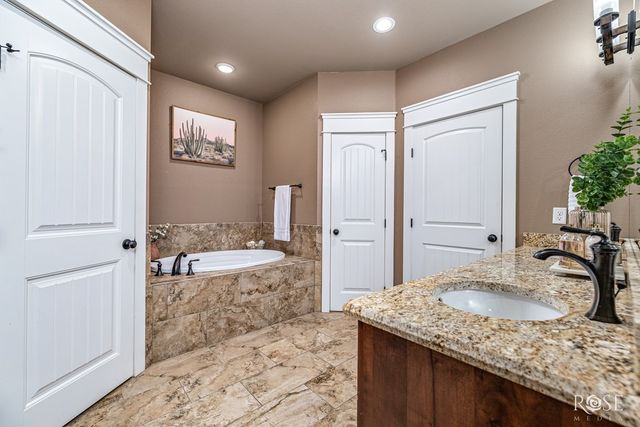 2009 Silver Creek Court, San Angelo, TX 76904