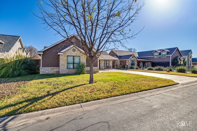 2009 Silver Creek Court, San Angelo, TX 76904