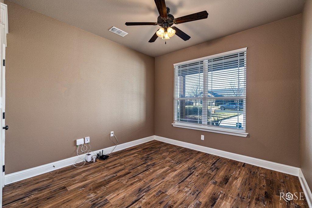 Image 22 of property listing at 2009 Silver Creek Court, San Angelo, TX 76904