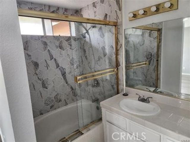 994 Bidwell, San Dimas, CA 91773