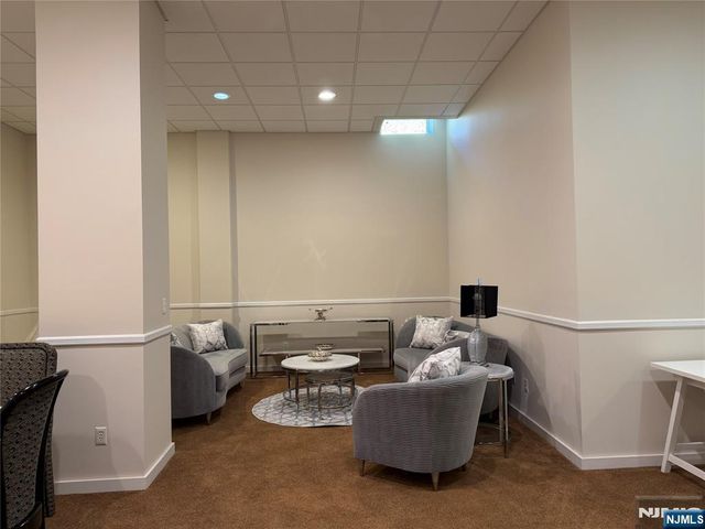8 Union Hill Road, Denville Township, NJ 07834