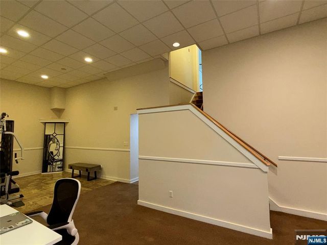 8 Union Hill Road, Denville Township, NJ 07834