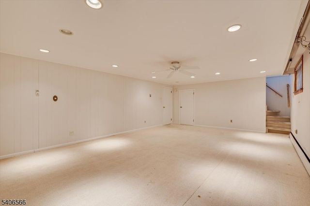 31 Marie Rd, Woodbridge Twp., NJ 08863