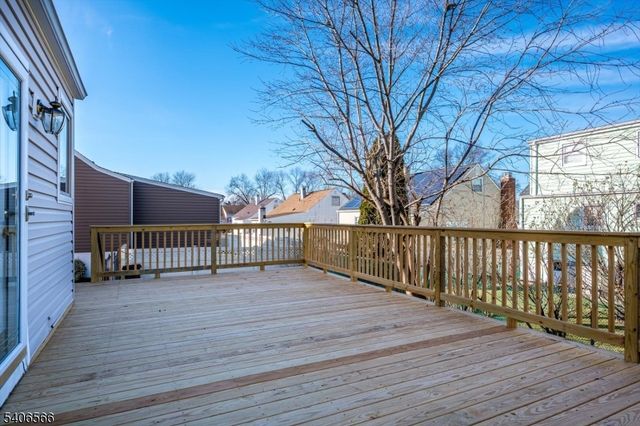 31 Marie Rd, Woodbridge Twp., NJ 08863