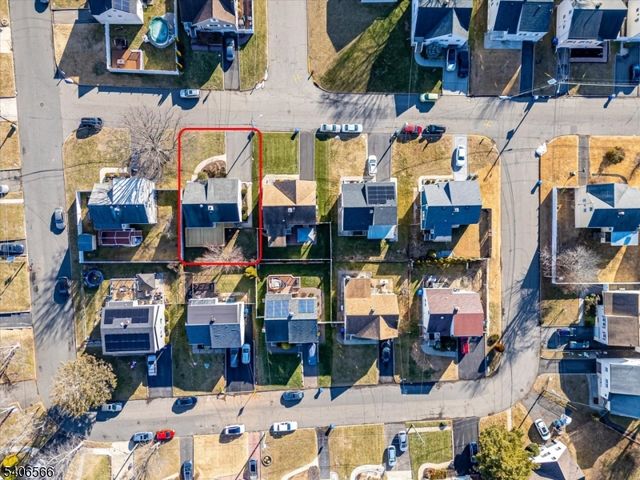 31 Marie Rd, Woodbridge Twp., NJ 08863