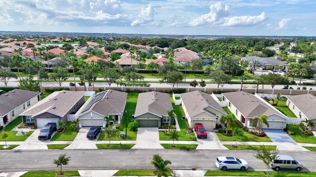 11200 SW HADLEY Street, Port St. Lucie, Port St Lucie, FL 34987
