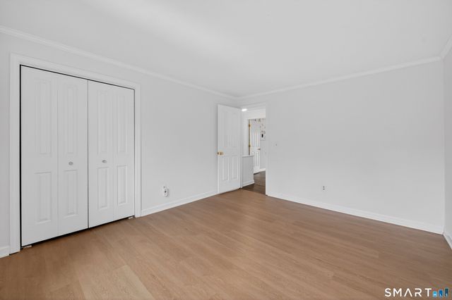 37 Towne House Road 37, Hamden, CT 06514