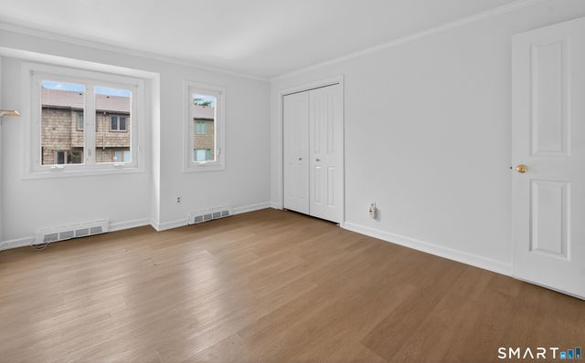 37 Towne House Road 37, Hamden, CT 06514