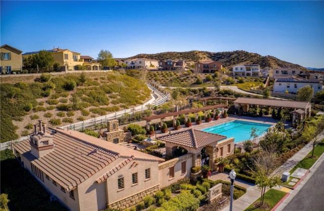 28623 Parkside Drive, Valencia, CA 91354