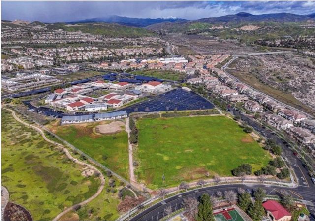 28623 Parkside Drive, Valencia, CA 91354