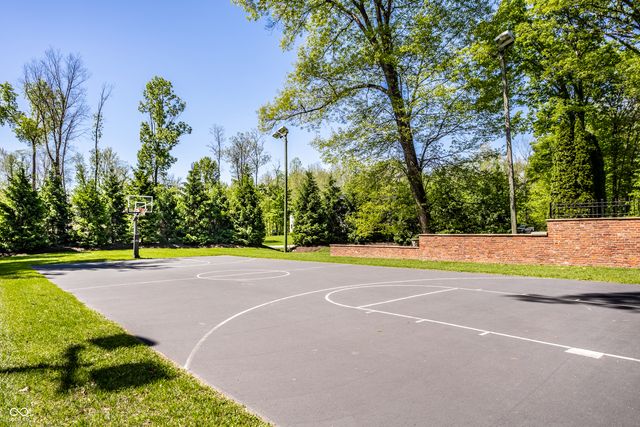 7779 Ridge Road, Indianapolis, IN 46240