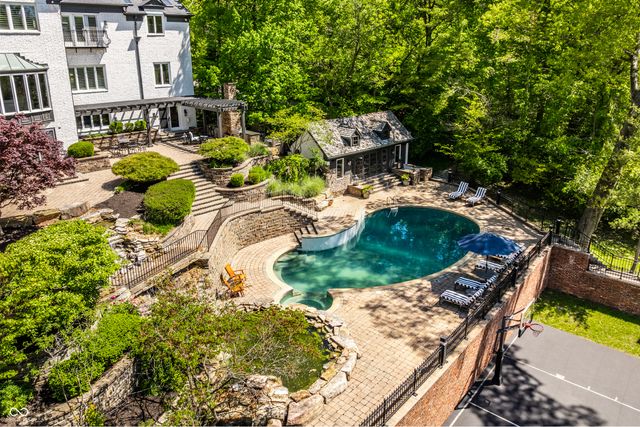 7779 Ridge Road, Indianapolis, IN 46240