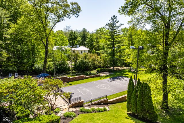 7779 Ridge Road, Indianapolis, IN 46240