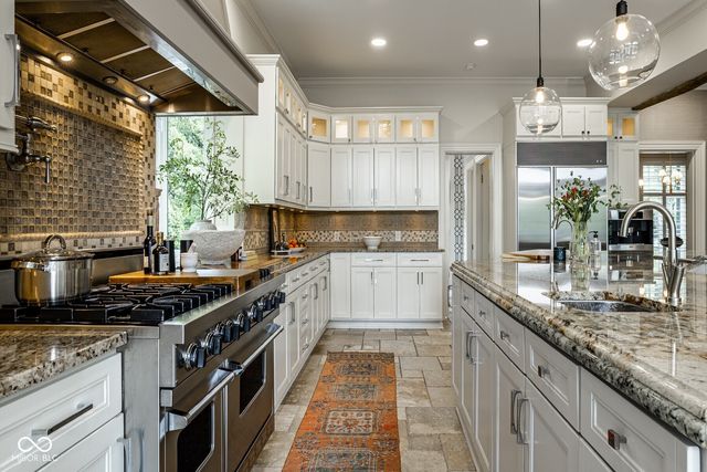 7779 Ridge Road, Indianapolis, IN 46240