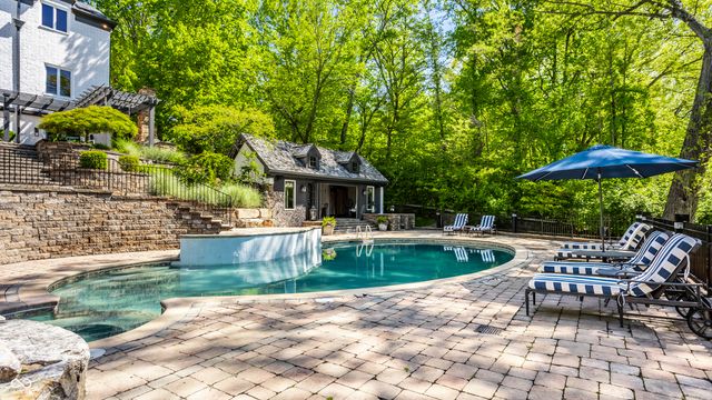 7779 Ridge Road, Indianapolis, IN 46240