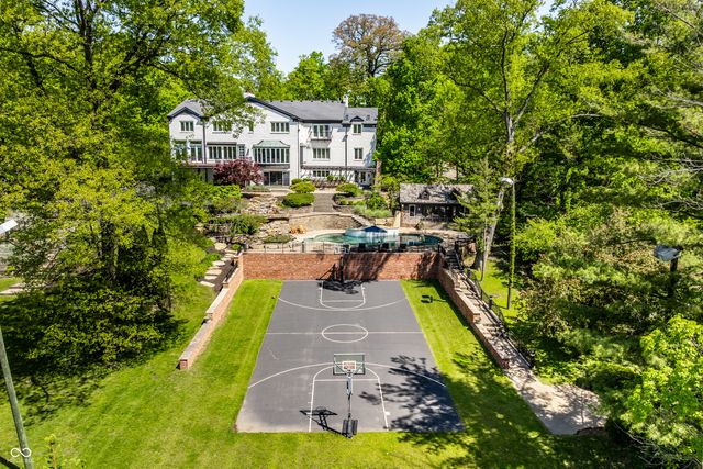 7779 Ridge Road, Indianapolis, IN 46240