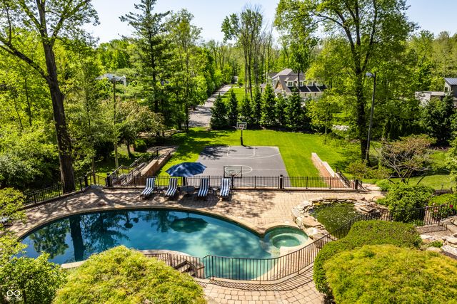 7779 Ridge Road, Indianapolis, IN 46240