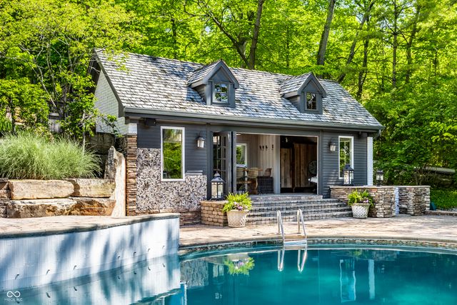7779 Ridge Road, Indianapolis, IN 46240