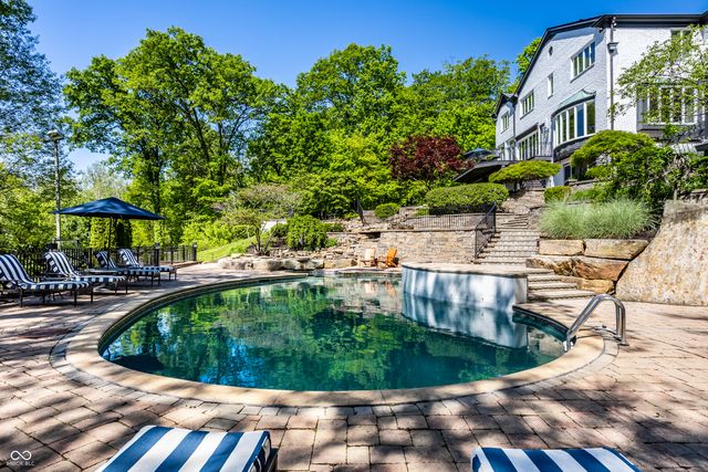 7779 Ridge Road, Indianapolis, IN 46240