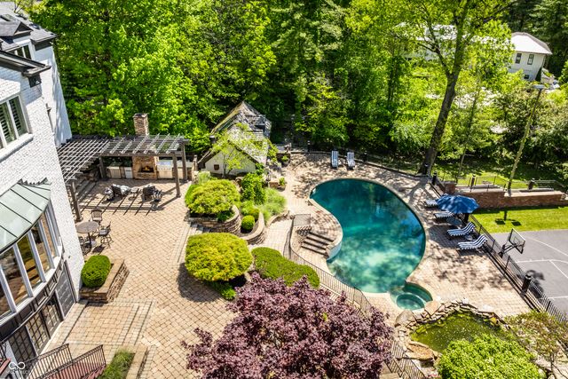 7779 Ridge Road, Indianapolis, IN 46240
