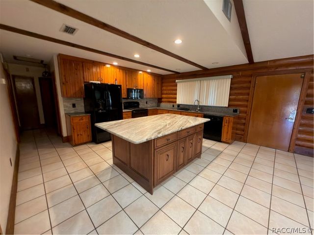 6128 N Bayfront Drive, Hernando, FL 34442