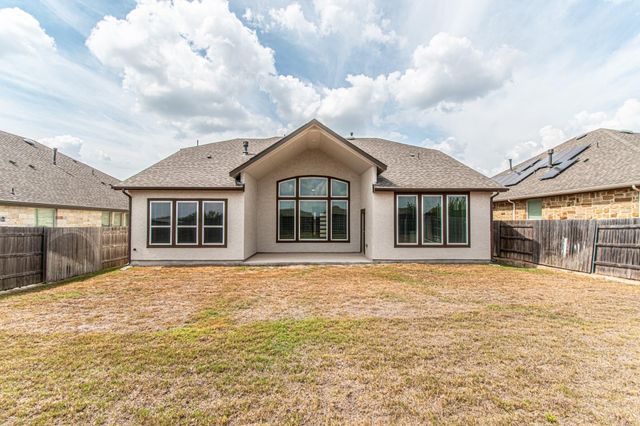 822 Wild Pecan LOOP, Buda, TX 78610