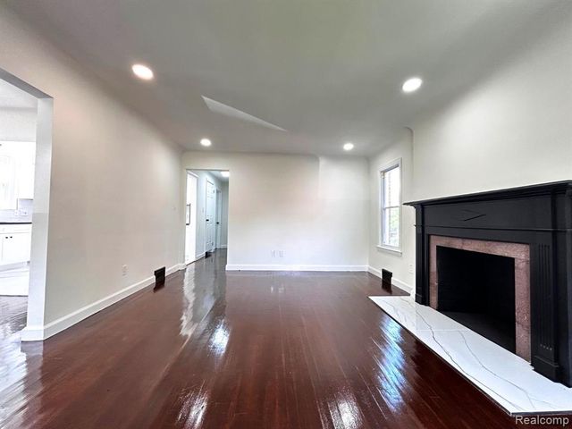 10029 Balfour Road, Detroit, MI 48224