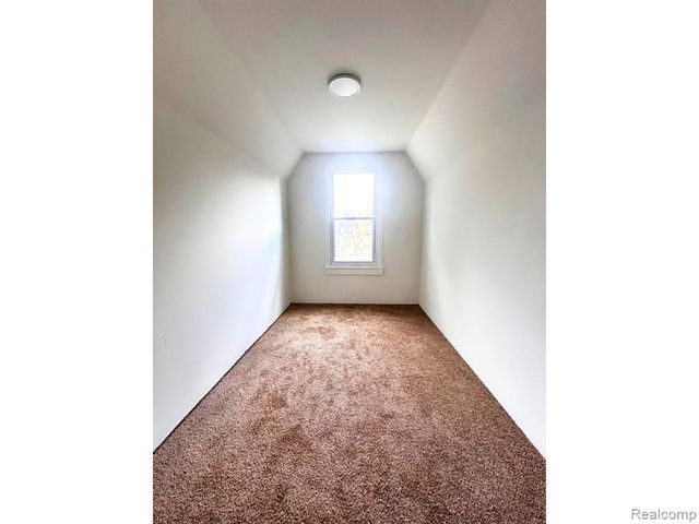 10029 Balfour Road, Detroit, MI 48224