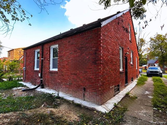 10029 Balfour Road, Detroit, MI 48224