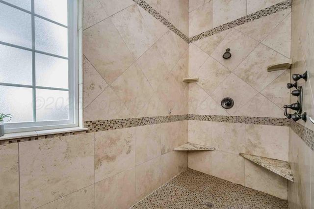 51 COUNTRY CLUB Drive, Canyon, TX 79015