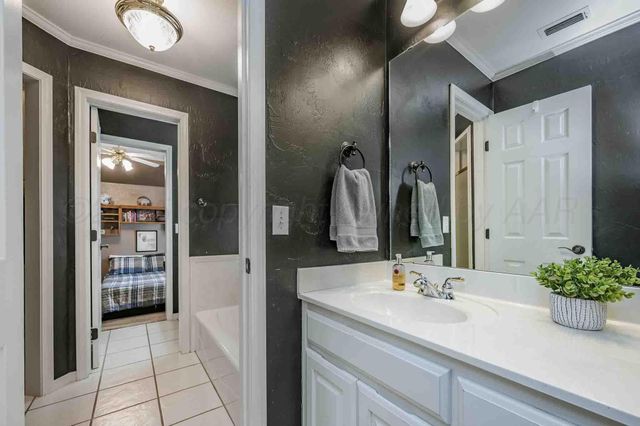 51 COUNTRY CLUB Drive, Canyon, TX 79015