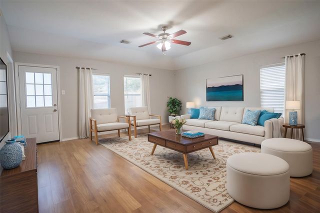 7843 Crescent Village Lane, Richmond, TX 77407