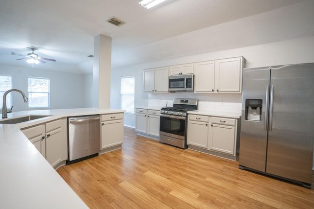 7843 Crescent Village Lane, Richmond, TX 77407