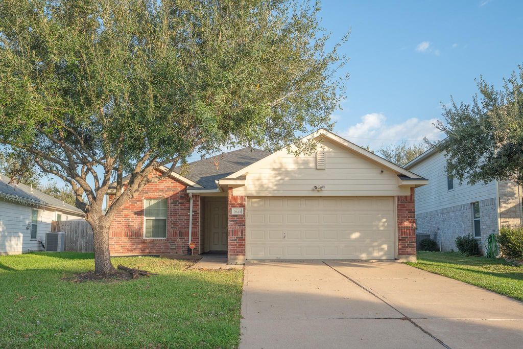 7843 Crescent Village Lane, Richmond, TX 77407