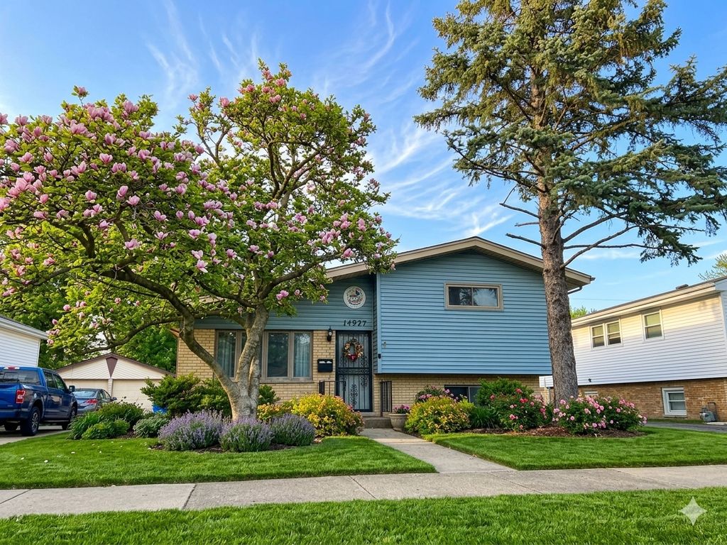 14927 Kenton Avenue, Midlothian, IL 60445